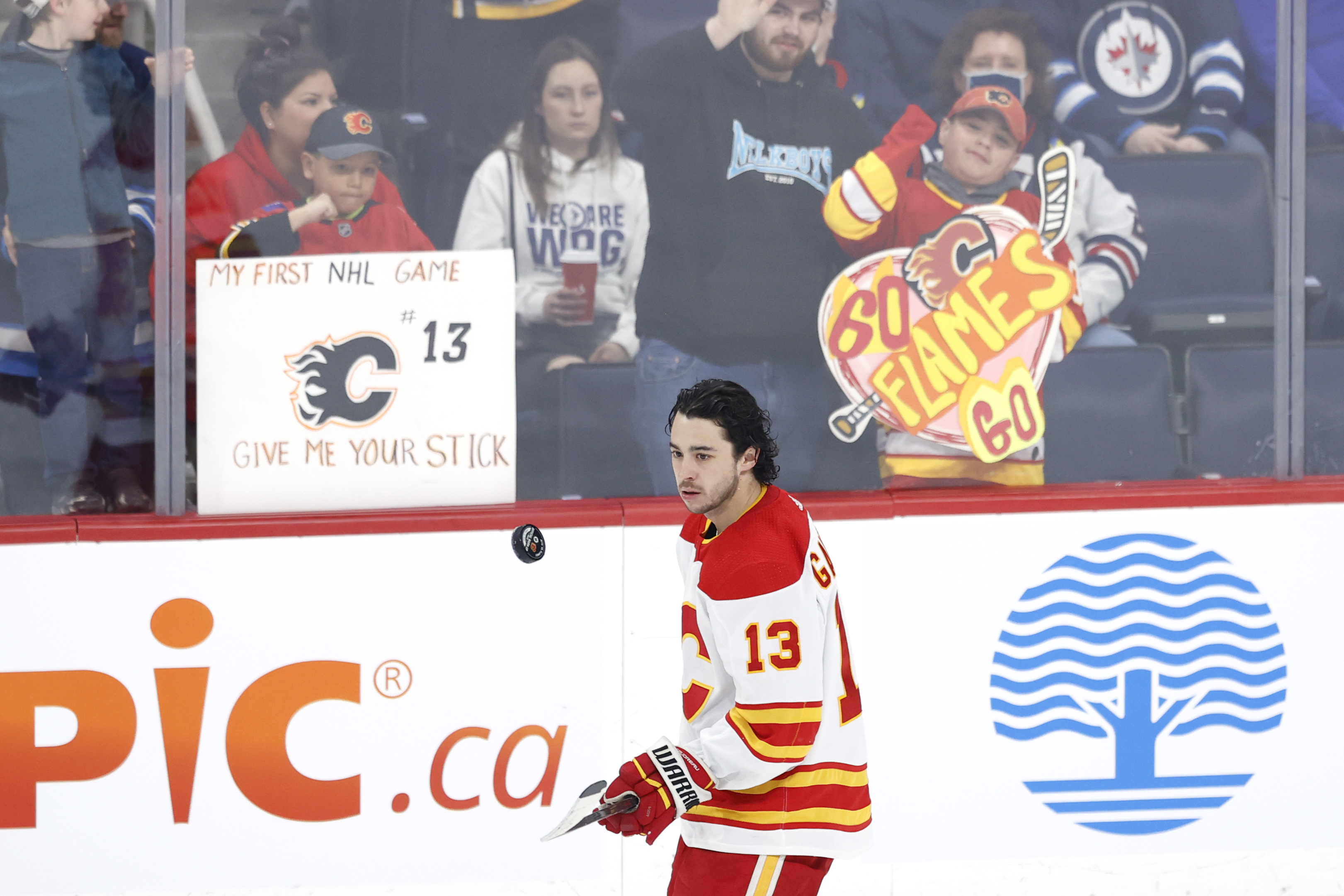 New Jersey Devils: Time To Trade For Johnny Gaudreau