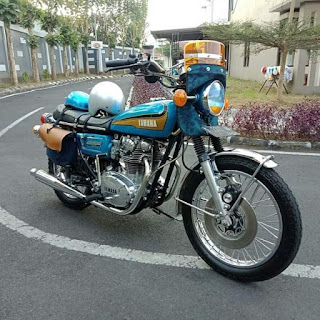 Yamaha tx650 tahun 1973 Tanya2 bisa wa. 082118583666