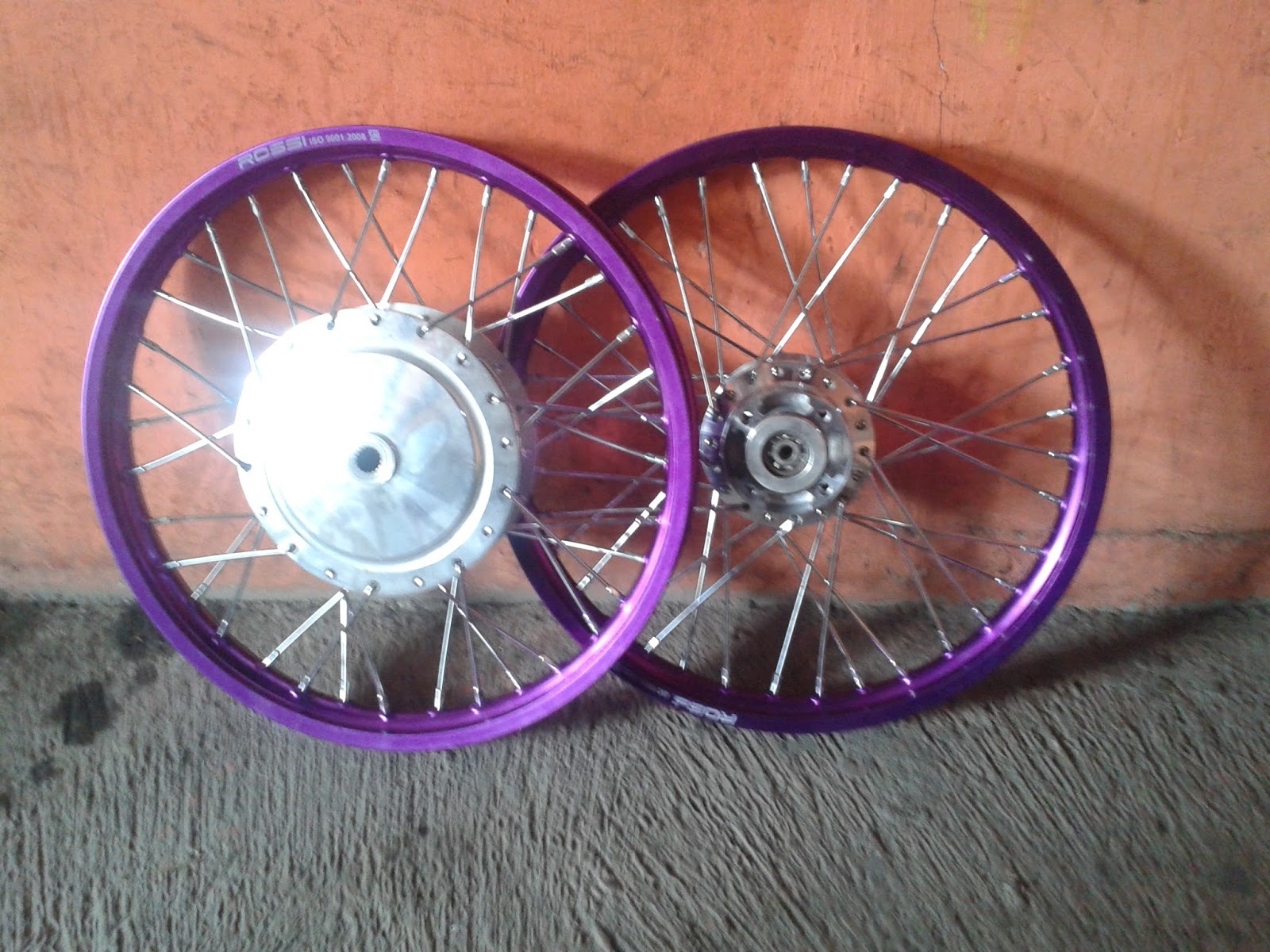  Velg Rossi Ungu ring 17 Velg Motor Murah