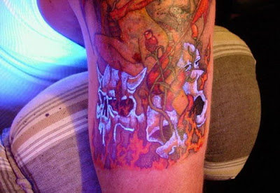 Tattoos Vegas on Uv Tattoo Designs   07 Pics   Curious  Funny Photos   Pictures