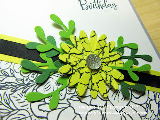 Birthday Card made with Stampin'UP!'s Breathtaking Bouquet stamp set, medium Daisy Punch and Sprig Punch