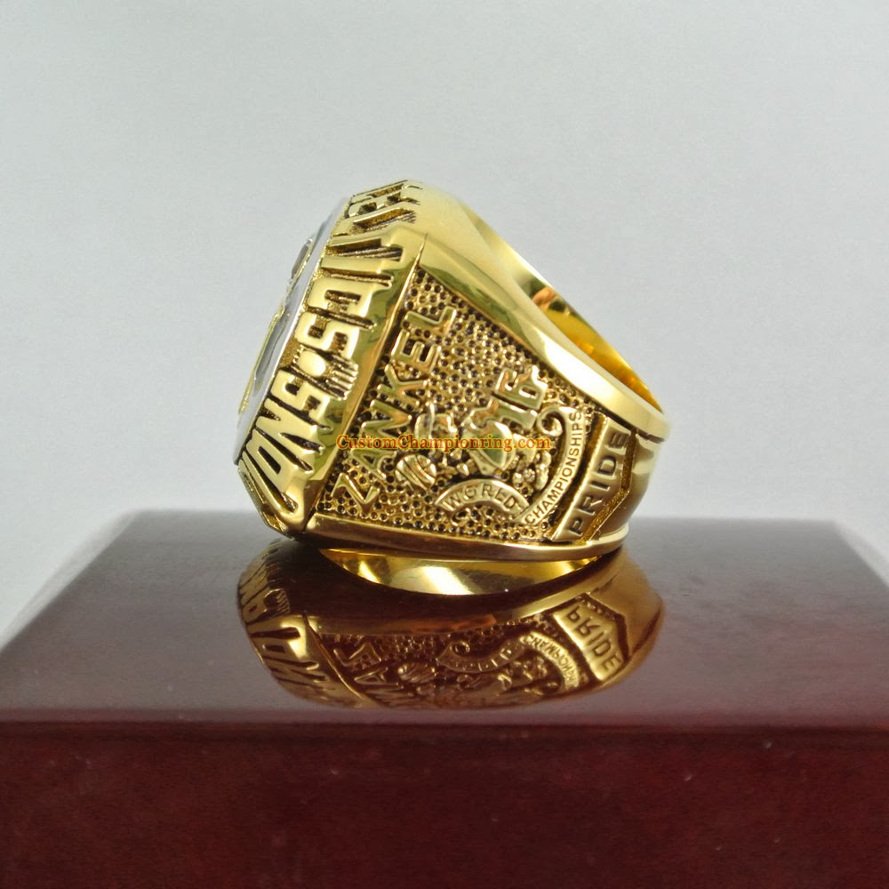 Custom Championship  Rings  Boston  Celtics 