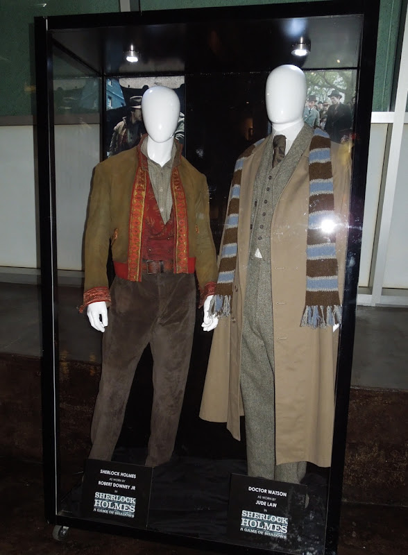 Sherlock Holmes 2 movie costumes