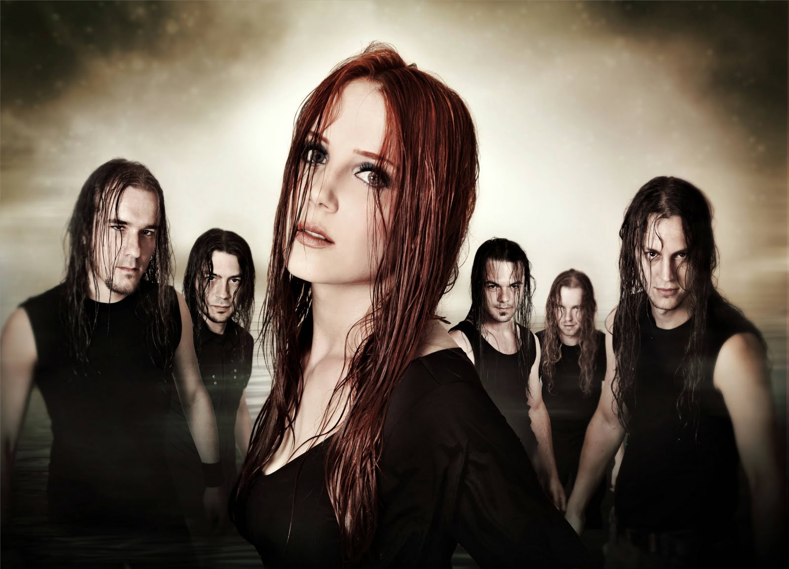 Simone Simons