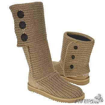 knitted boots