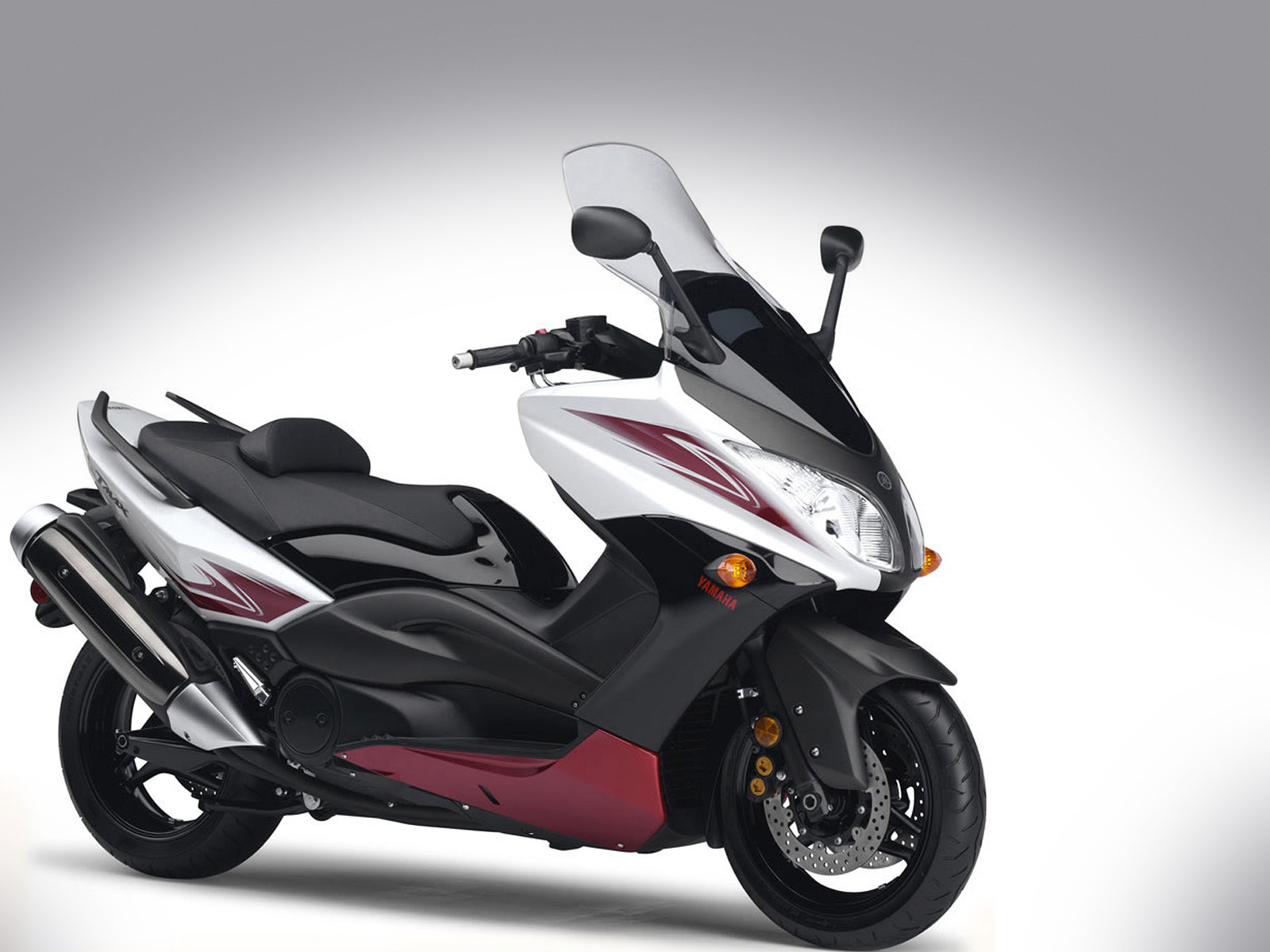 2010 YAMAHA TMAX Pictures Review And Specifications