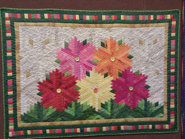 BabcoUnlimited.blogpsot.com -- Flavin Glover's Flower Quilt