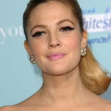 Drew Barrymore Looked Girly And Retro