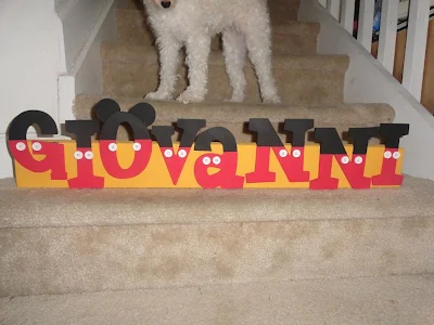 DIY Mickey Mouse Shaped Sign. 