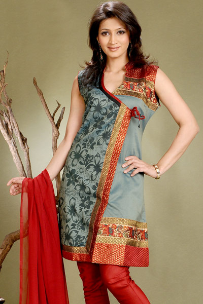 Fashion Trend 2010 Churidar on Indian Fashion Trends  Angrakha Kurtis  Ethnic Style With A Difference