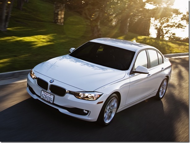 bmw_320i_sedan_us-spec_12_thumb