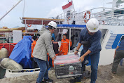 Peduli Bencana Longsor Natuna, PLN Salurkan Bantuan 700 Paket Sembako dan 5 Unit Genset