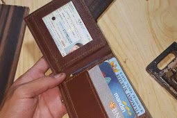 Cari Dompet Kulit Asli