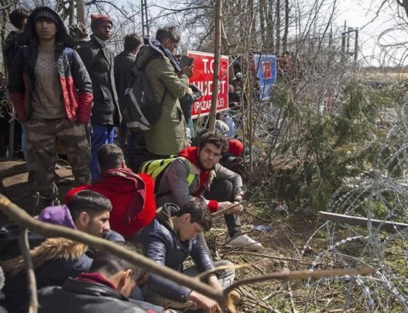 Αφγανοί και Πακιστανοί παριστάνουν τους Σύρους για περάσουν τα σύνορα