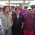 Protesta contra "gasolinazo" termina con fotografía de alcaldesa y manifestantes en Chimalhuacán 
