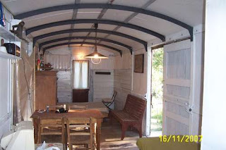 Interior de una casa vagón