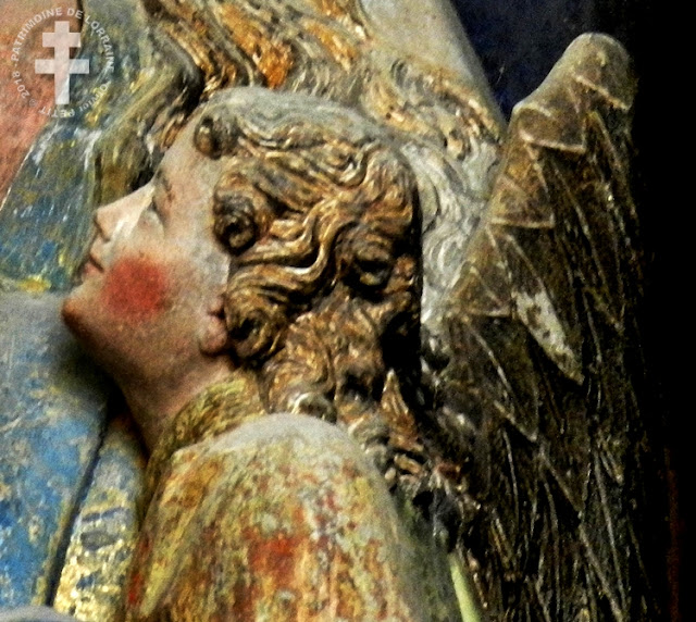 DOMJULIEN (88) - Vierge à l'Enfant (XVIe siècle)