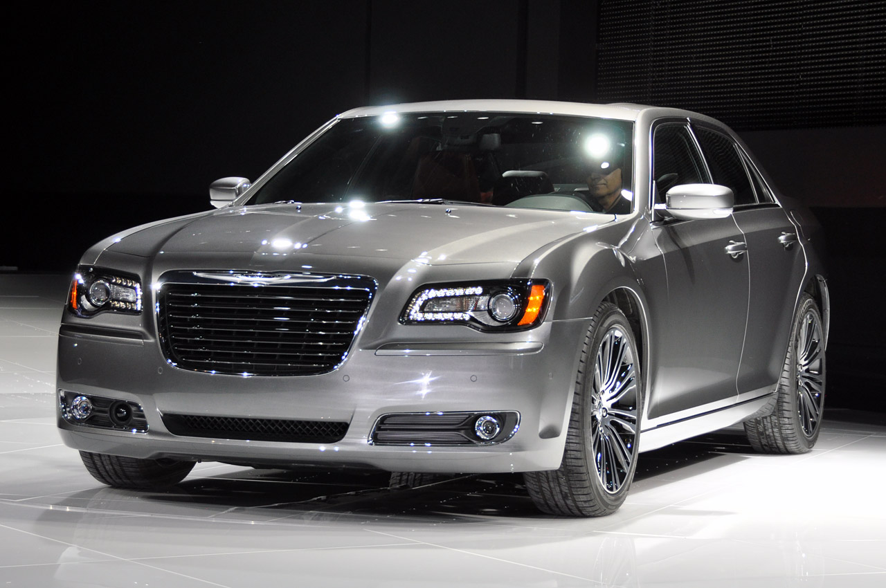 2012 Chrysler 300S - Car Audio System And Modifications