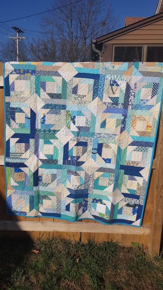 http://sewhungry.blogspot.com/2017/08/diver-pinapples-finished-bee-quilt.html