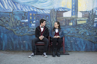 Dylan Minnette and Katherine Langford in 13 Reasons Why (2)