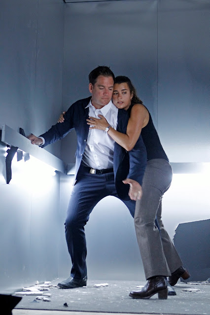 Michael Weatherly as Tony DiNozzo and Cote de Pablo as Ziva David in 'NCIS'