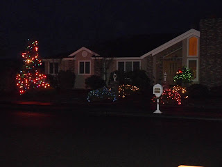 Nicely decorated Sequim home for Christmas