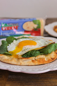 Crispy Breakfast Pitas | The Chef Next Door #BrunchWeek