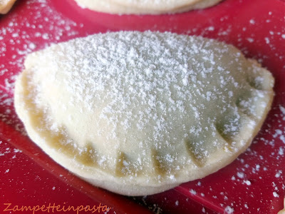 Ravioli alla Nutella - Biscotti con pasta frolla alla ricotta