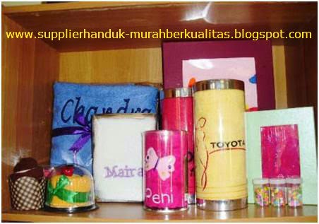 jual aneka handuk suvenir di surabaya