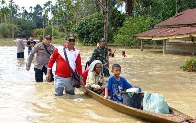 Krueng Jambo Aye Meluap, Kapolsek Pantee Bidari Imbau Warga Untuk Waspada