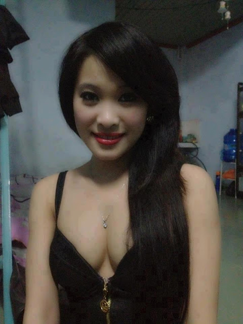 Foto HOT | Cewek Cantik Bugil di Facebook | JuraganABG.com