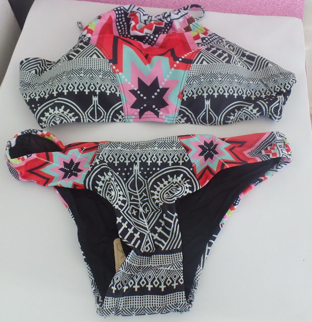 Halter Geometrical Print Bikini Set 