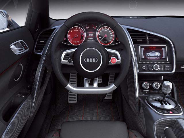 Audi R8 interior