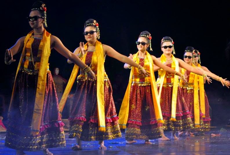 Budaya indonesia, kesenian JAWA TENGAH - Ayo Menyimak