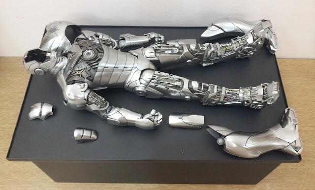 Hot Toys Iron Man Mark II Unleash Version