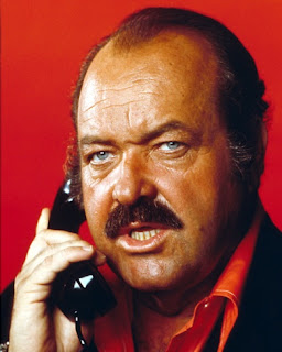 william conrad est frank cannon dans cannon pour lacn