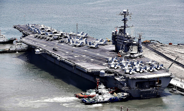 USS George Washington (CVN 73) in Yokosuka