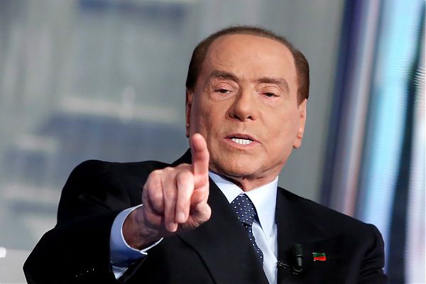 Berlusconi: "Non appoggio un governo esterno guidato da M5S e Lega"