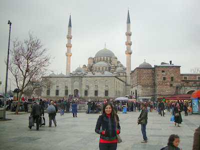 2013 yılı nasıl geçti, neler yaptık, nereleri gezdik, helikopter, tarabya, tatil, karagöl,birgi, yemek tarifi, evlilik yıldönümü, hediye, ne alsam, sürpriz, yaz tatili, urla, tire, değirmen, sığacık, nazarköy, sirius, swiss otel, istanbul