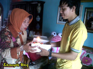 tiup lilin