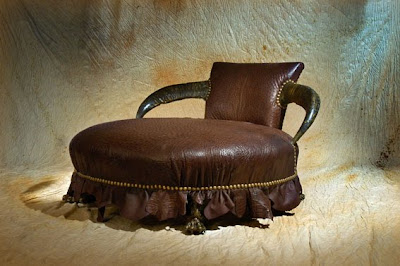  luxurious Baroque antique furniture