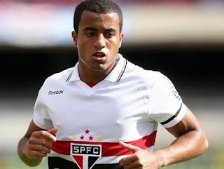 Gelandang Sao Paulo, Lucas Moura