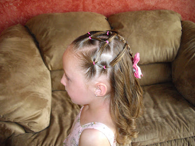 little elastics hairstyle