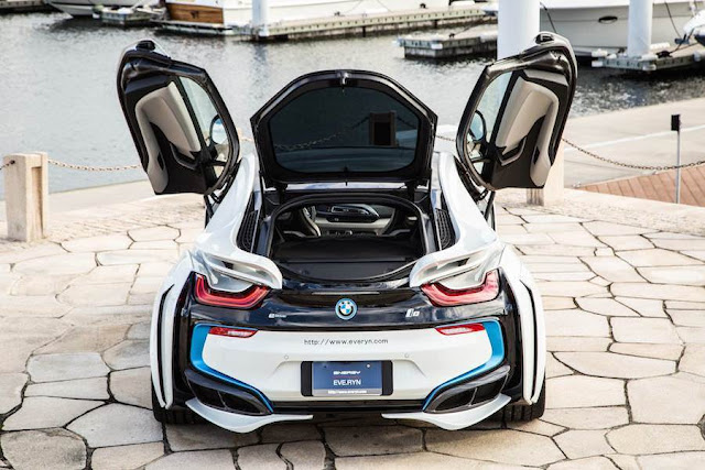 近未来的なデザインが印象的なBMW i8のコンプリートカー「EVO i8」がスゴい！