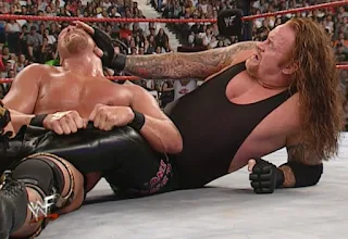 WWE / WWF Judgement Day 2001 - Steve Austin defended the WWF Championship against The Undertaker