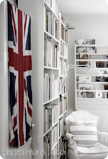 English flags decoration with flag, pillow, sofa, frame, furniture, furniture, student apartment, youth decoration, kid's room, chalk colors, decoration ideas, modern decoration, london, england,