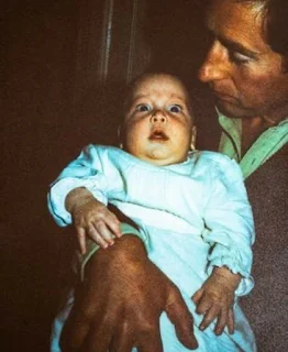 unpublished photos of Diana, Charles, and baby William