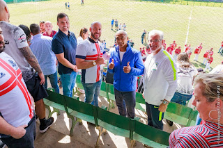 Prefeito Vinicius Claussen, senador Romário e vereador Paulinho Nogueira na abertura dos Jogos Estudantis