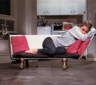 [bathtub-sofa-breakfast-at-tiffanys.jpg]