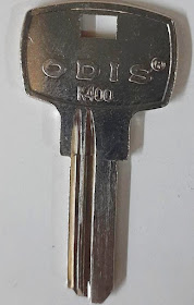 K400